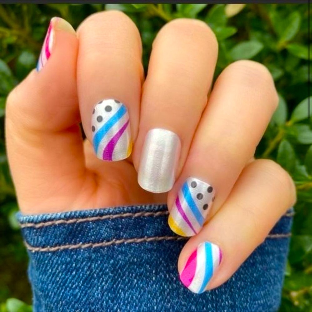 NWT 🎉 3/ $25 Cool Beans a fun retro 80s style, shimmery nail strips